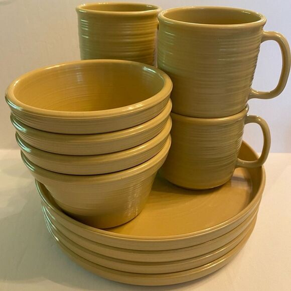 Vintage Stone Hedge Dinnerware Set (1978, Made in Dallas TX) - Picture 1 of 12